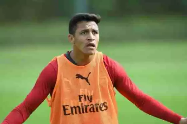 Alexis Sanchez Allegedly Pictured In Manchester City Kit After Telling Team-Mates He’s Leaving Arsenal (Photos)